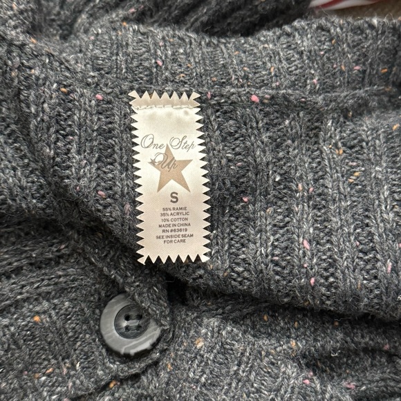 Sweater Cardigan Vest Cable Knit Belted Gray Women’s Size S One Step Up - Picture 10 of 10